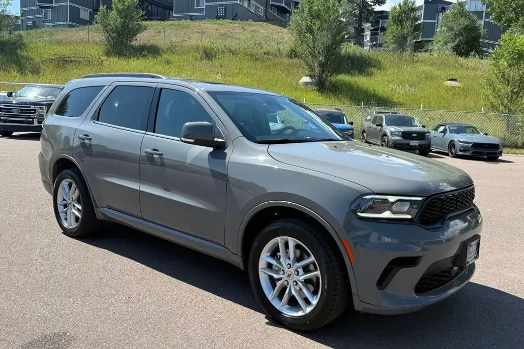 2022 Dodge Durango GT Plus photo 1