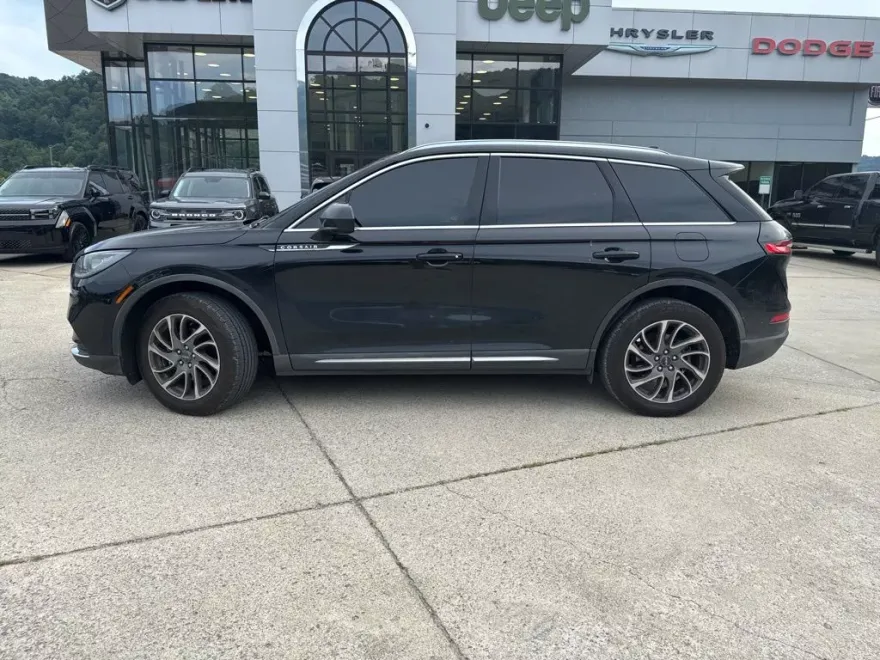 2020 Lincoln Corsair Standard photo 1