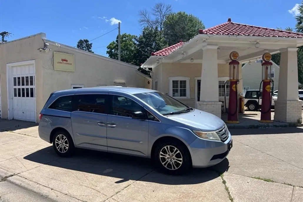 2012 Honda Odyssey EX photo 1