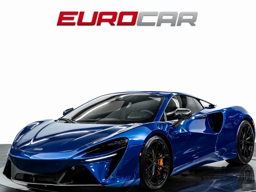 2023 Mclaren ARTURA photo 1