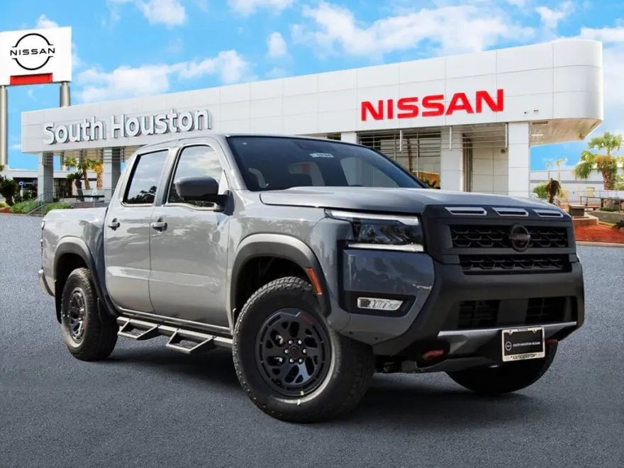 2026 Nissan Frontier PRO-4X photo 1