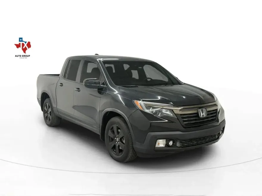 2017 Honda Ridgeline Black Edition photo 1