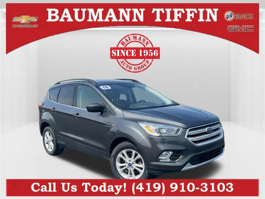 2019 Ford Escape SEL photo 1