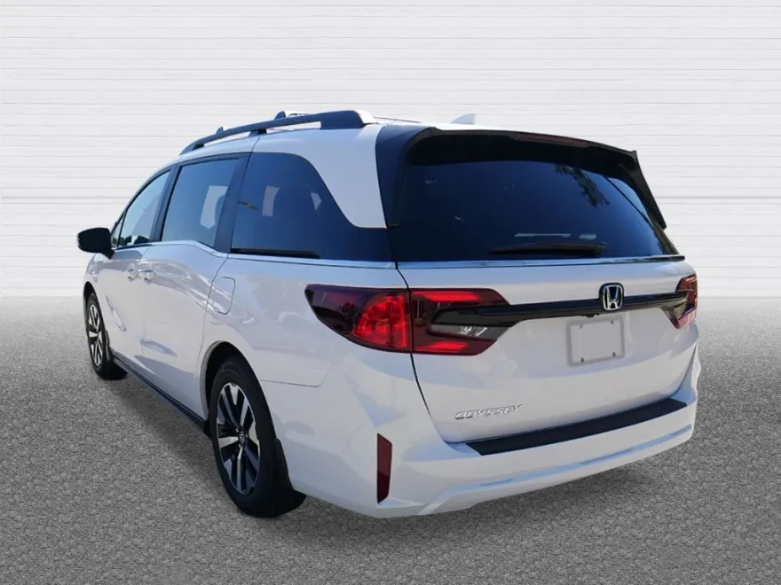 2026 Honda Odyssey EX-L photo 1