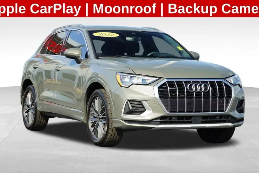 2022 Audi Q3 Premium photo 1