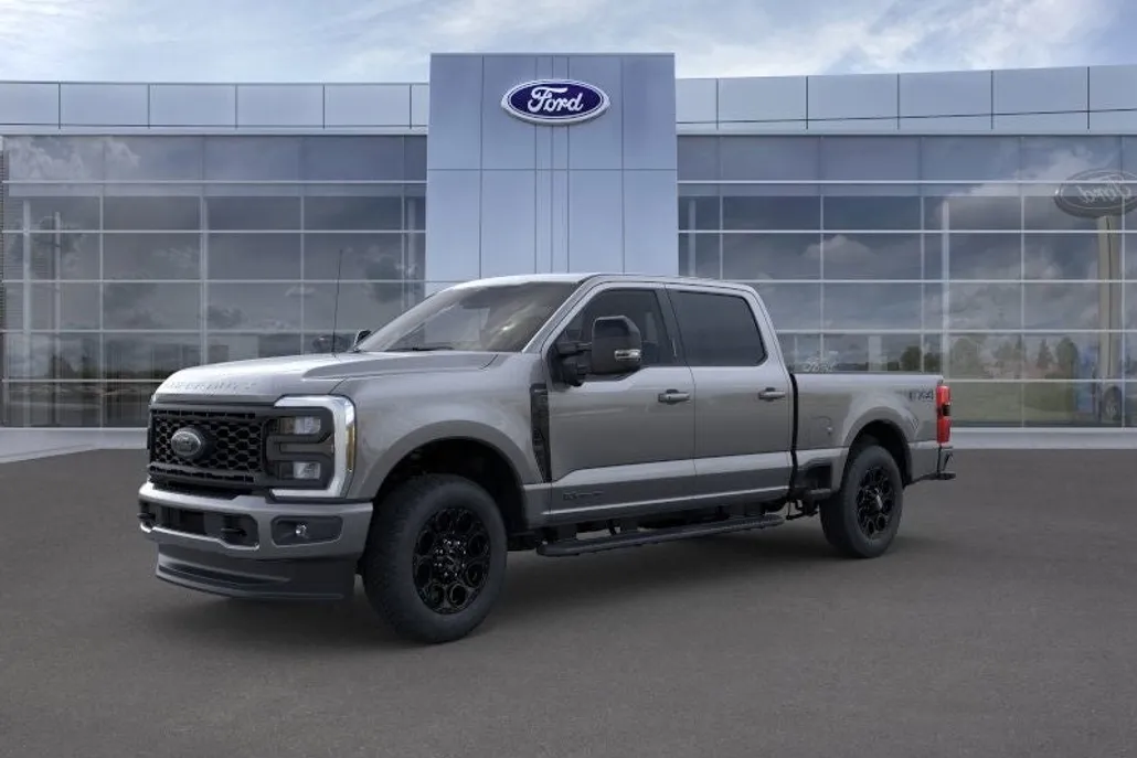 2025 Ford F-250 Lariat photo 1