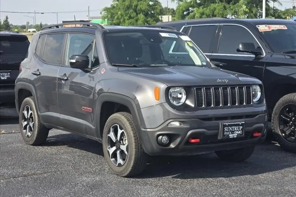2022 Jeep Renegade Trailhawk photo 1
