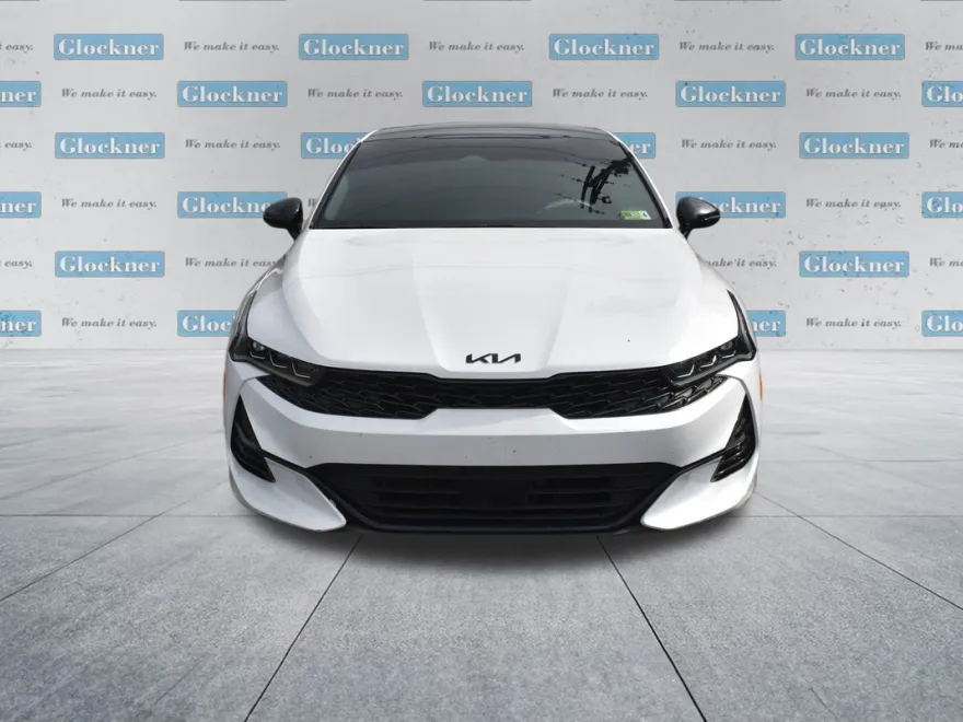 2022 Kia K5 GT-Line photo 2
