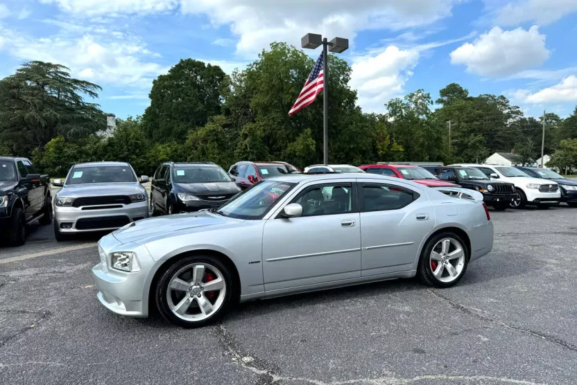 2007 Dodge Charger SRT8 photo 1