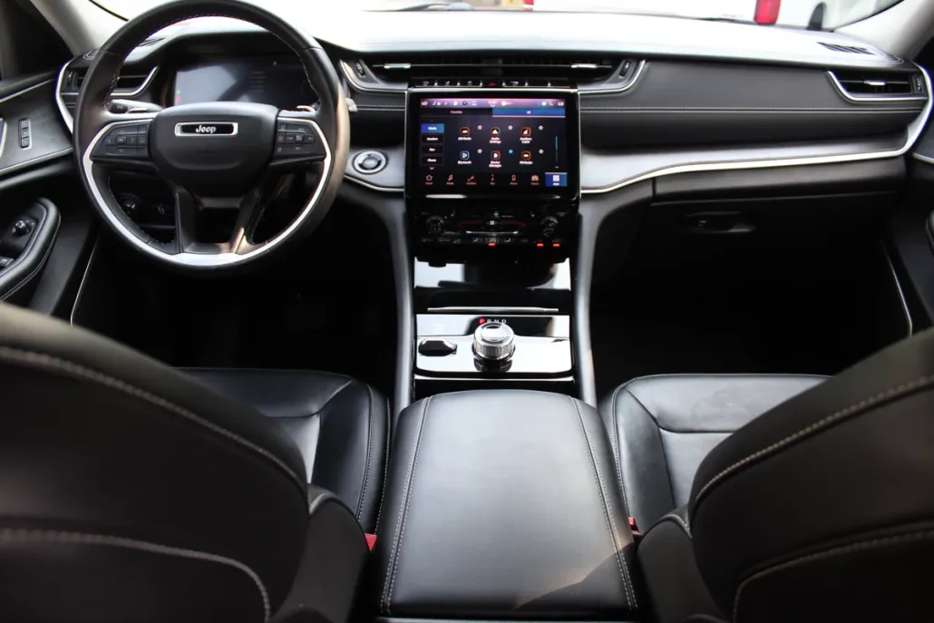 2022 Jeep Grand Cherokee Limited photo 1