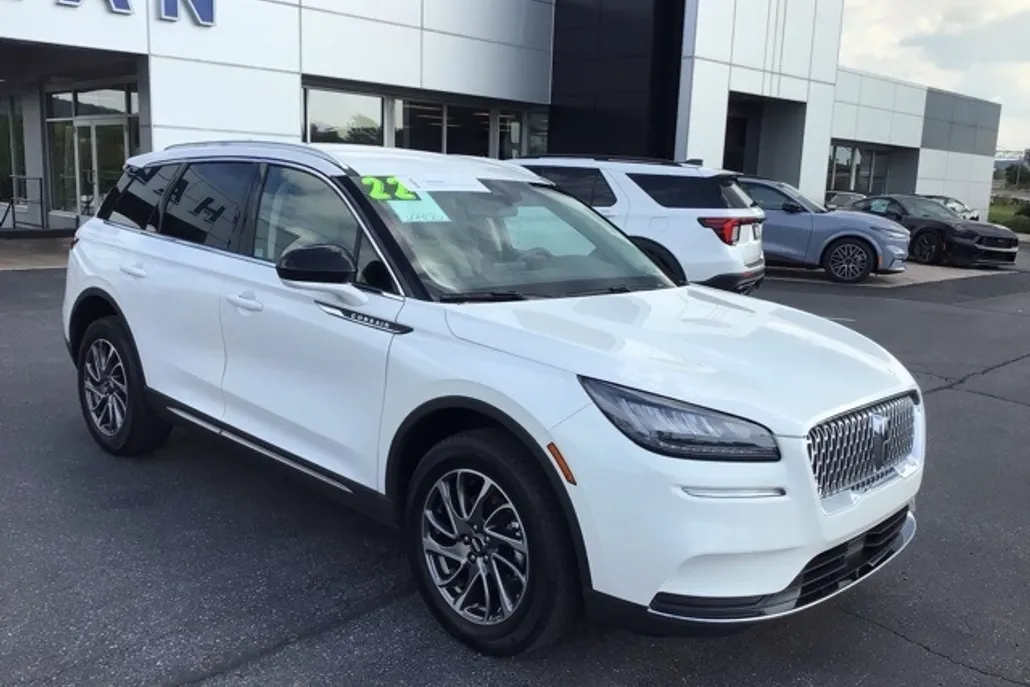 2022 Lincoln Corsair Standard photo 1