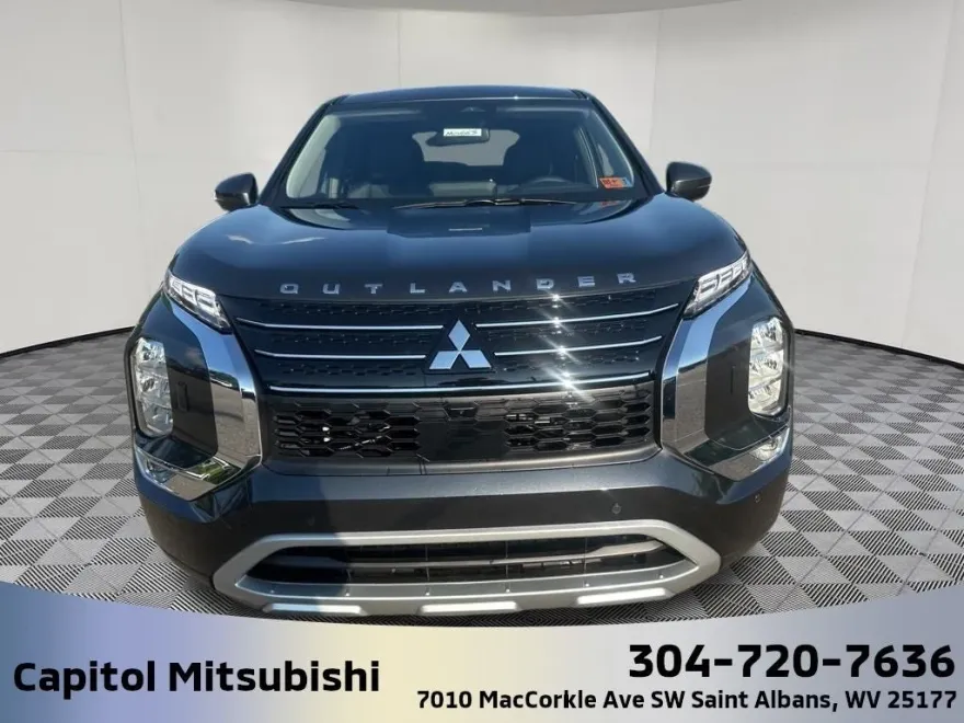 2025 Mitsubishi Outlander PHEV SE photo 1