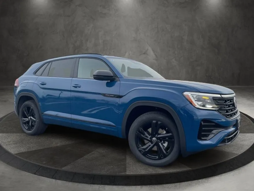 2025 Volkswagen Atlas Cross Sport SEL R-Line photo 1
