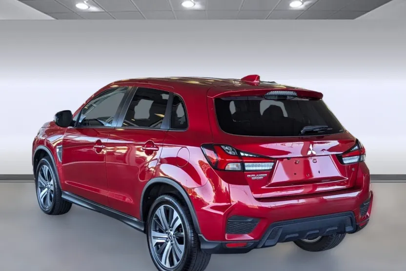 2022 Mitsubishi Outlander Sport ES photo 1