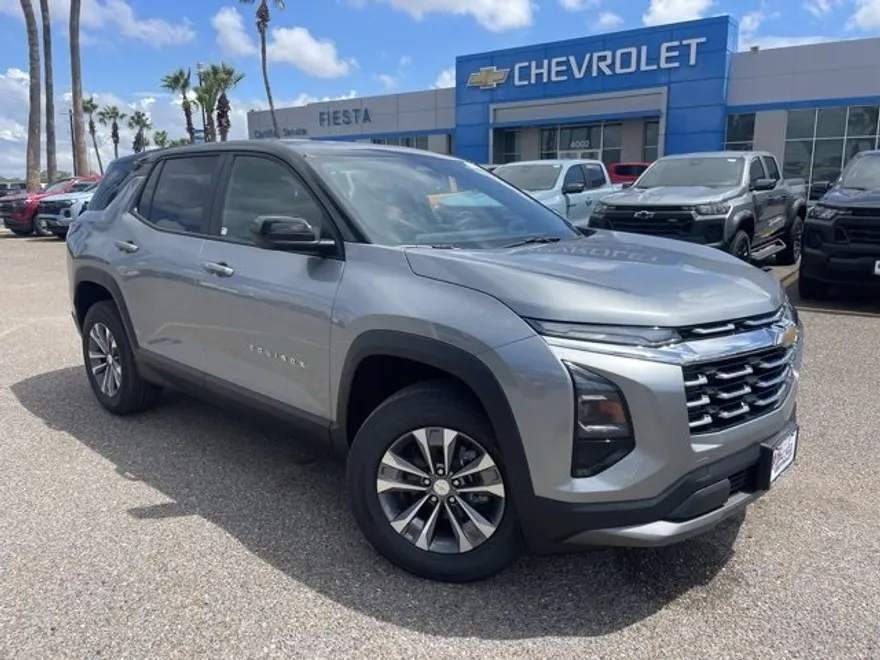 2026 Chevrolet Equinox LT photo 1
