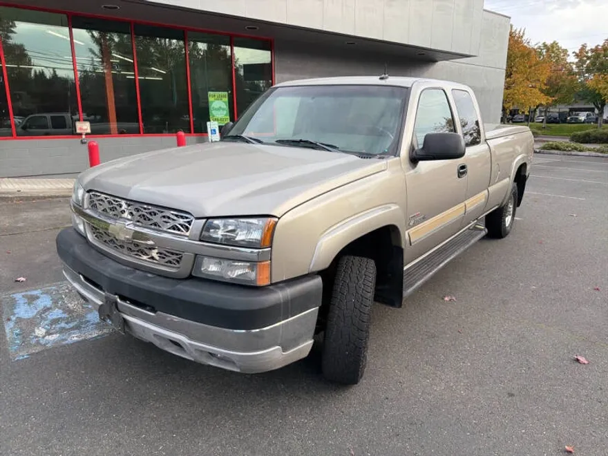 2003 Chevrolet Silverado 2500HD LT photo 1
