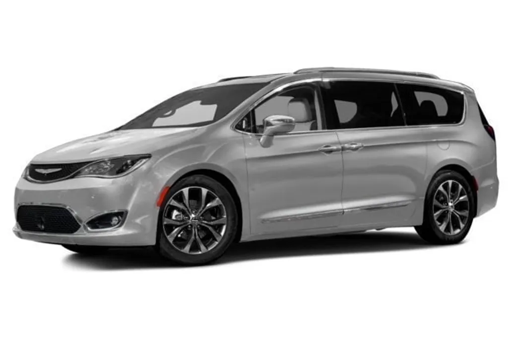 2017 Chrysler Pacifica Touring Plus photo 1