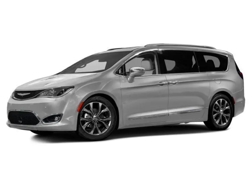 2017 Chrysler Pacifica Touring Plus photo 1