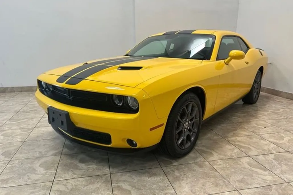 2018 Dodge Challenger GT AWD photo 1