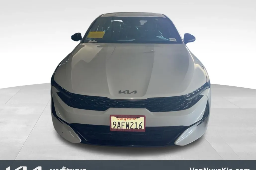 2022 Kia K5 GT-Line photo 1