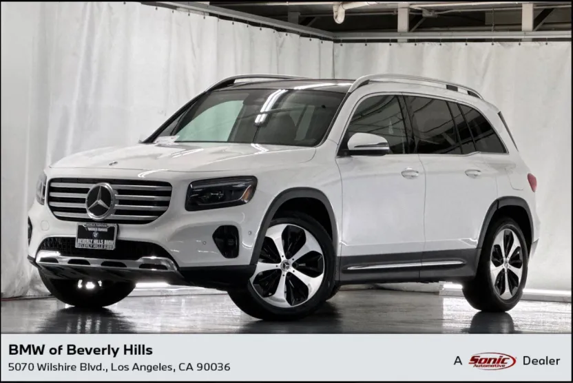 2024 Mercedes Benz GLB 250 photo 1