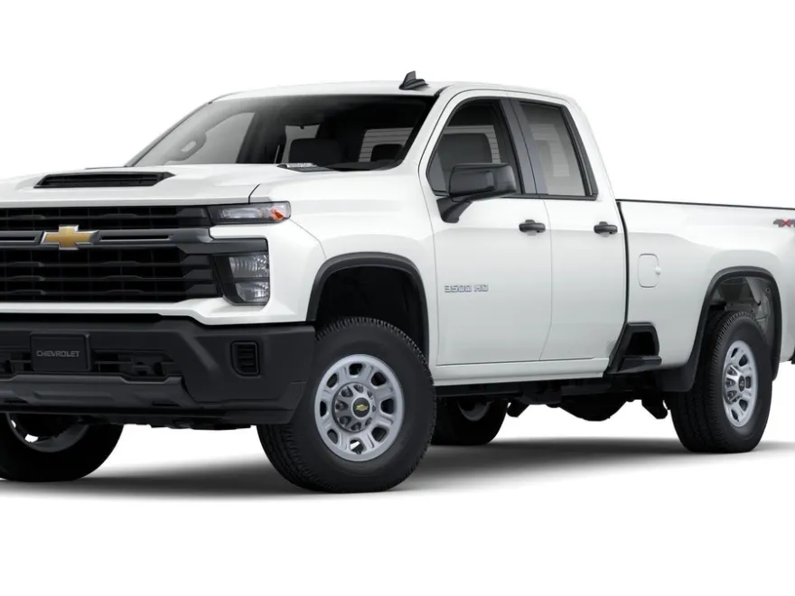 2025 Chevrolet Silverado 3500HD photo 1