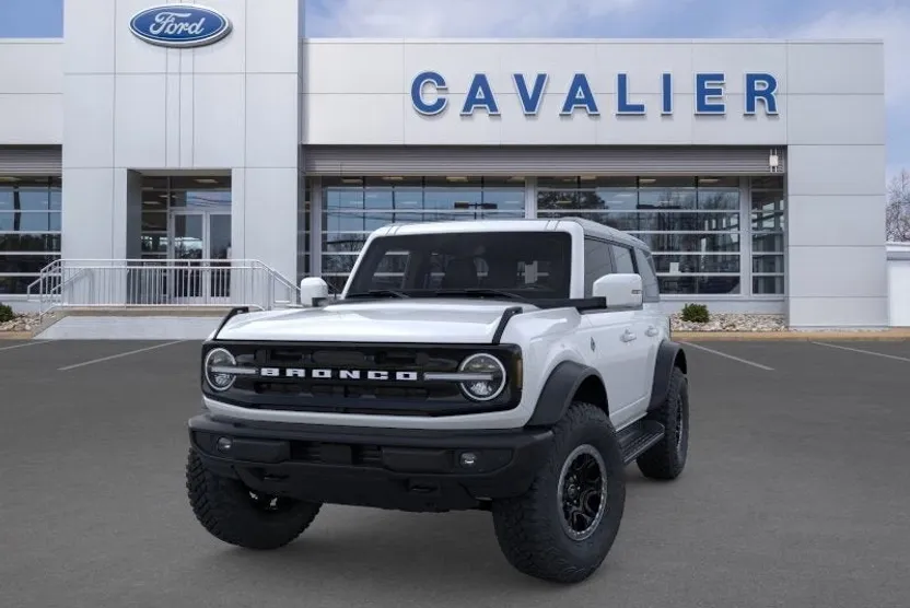 2025 Ford Bronco Outer Banks photo 1