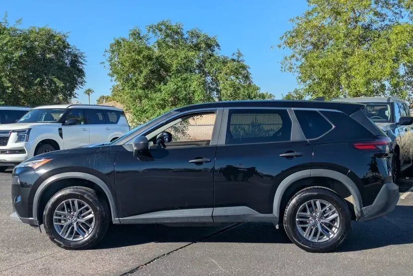2023 Nissan Rogue S photo 1