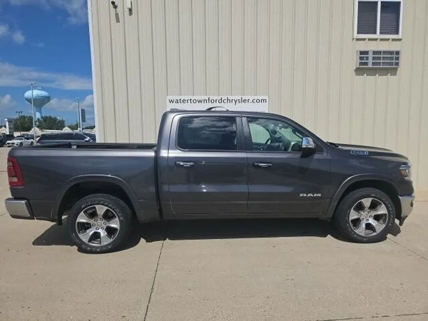 2022 Ram 1500 Laramie photo 1