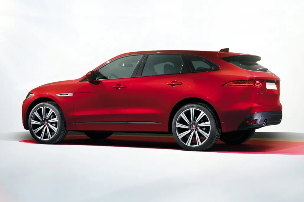 2019 Jaguar F-PACE R-Sport photo 1