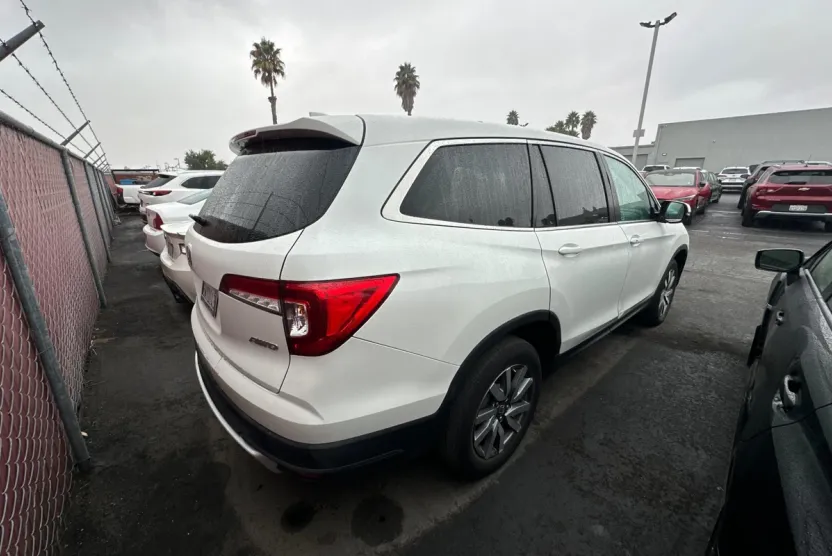 2021 Honda Pilot EX photo 1