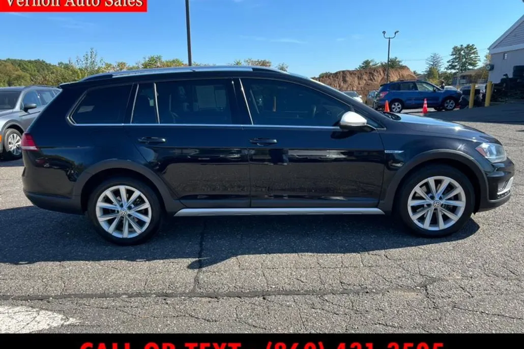 2018 Volkswagen Golf Alltrack 1.8T S photo 1