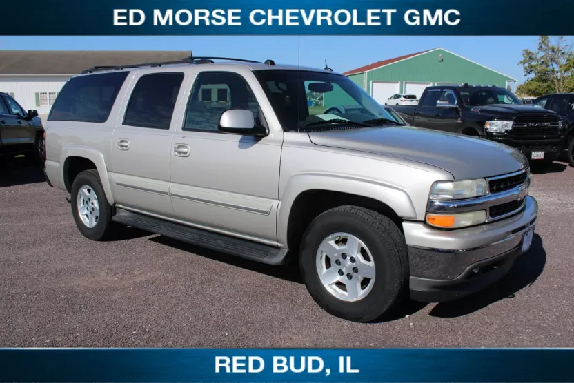 2005 Chevrolet Suburban LT photo 1
