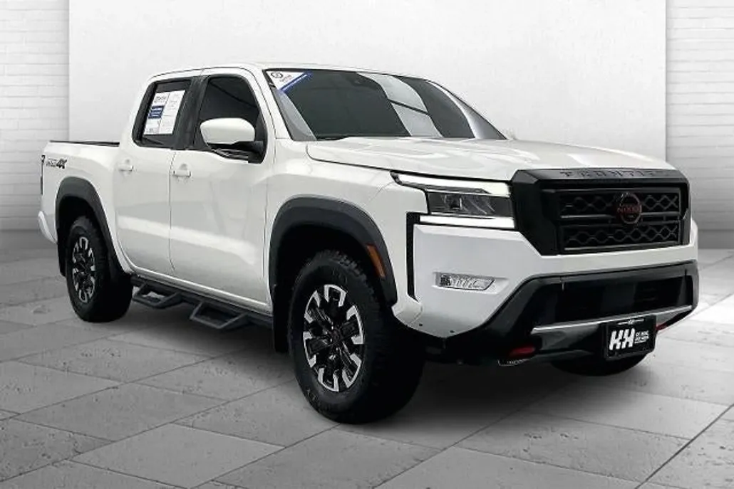 2023 Nissan Frontier PRO-4X photo 1