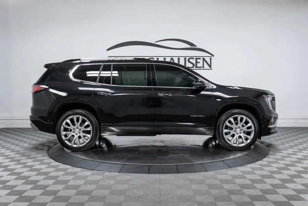 2025 Gmc Acadia Denali photo 1