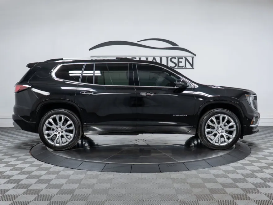 2025 Gmc Acadia Denali photo 1