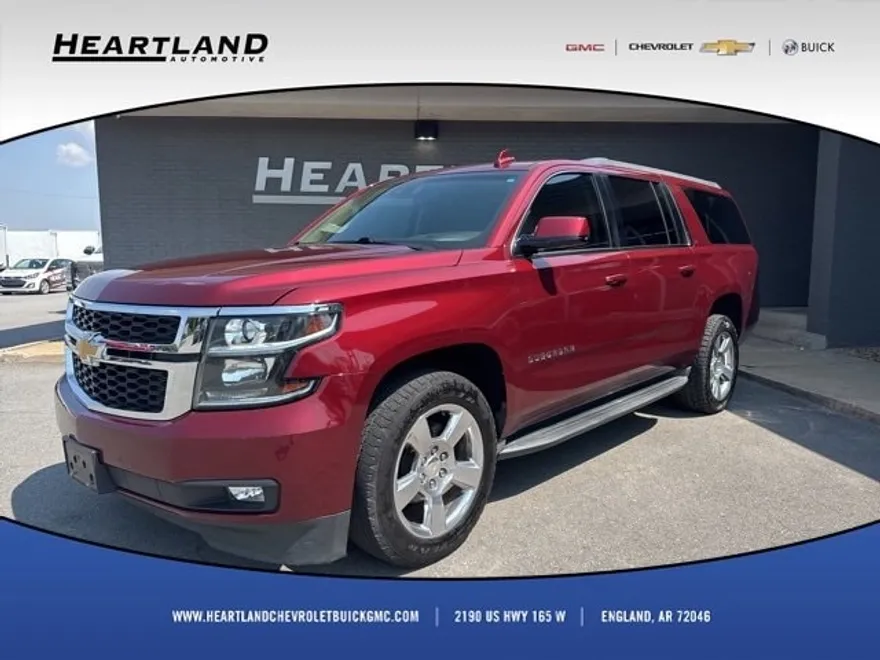 2016 Chevrolet Suburban LT photo 1