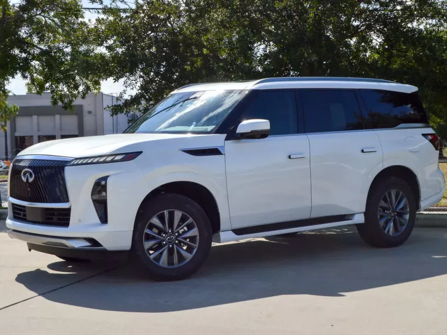 2025 Infiniti QX80 Pure photo 1
