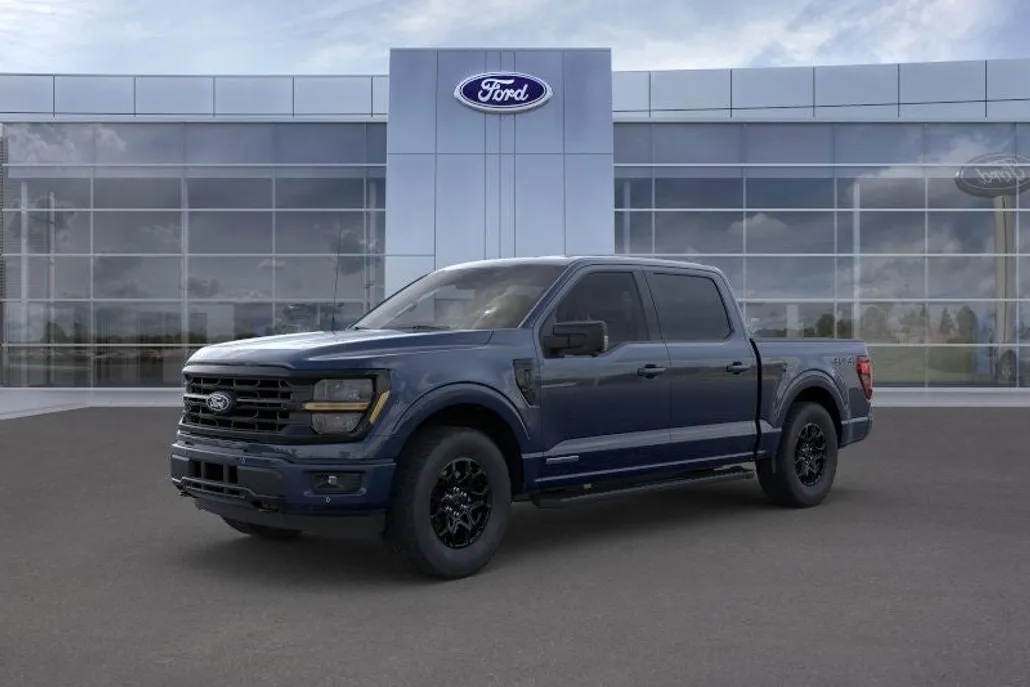2025 Ford F-150 XLT photo 1