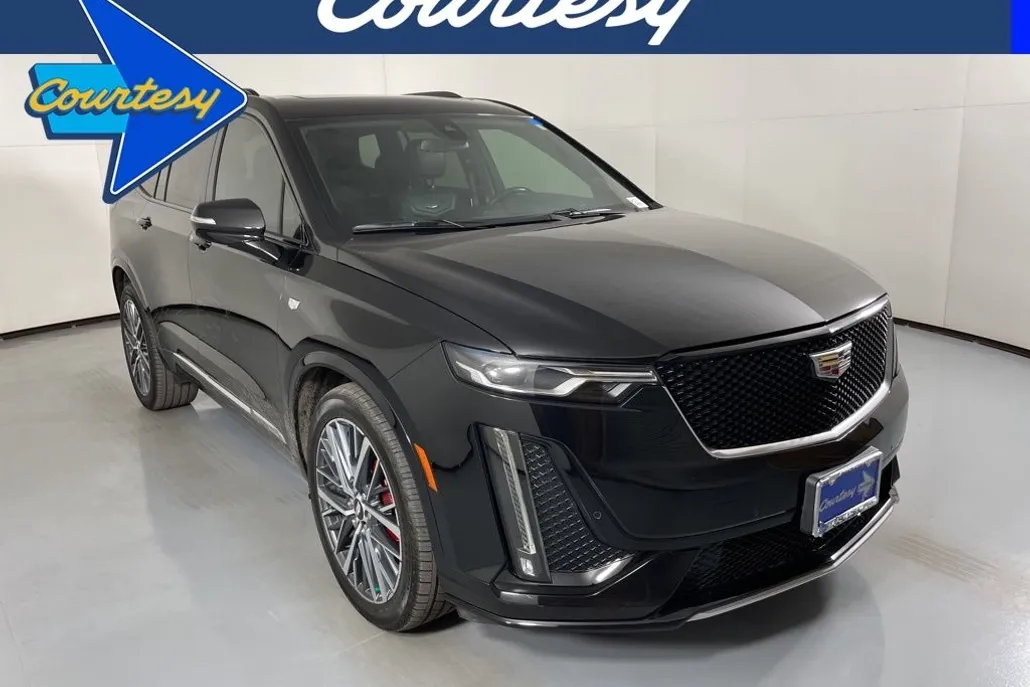 2022 Cadillac XT6 Sport photo 1