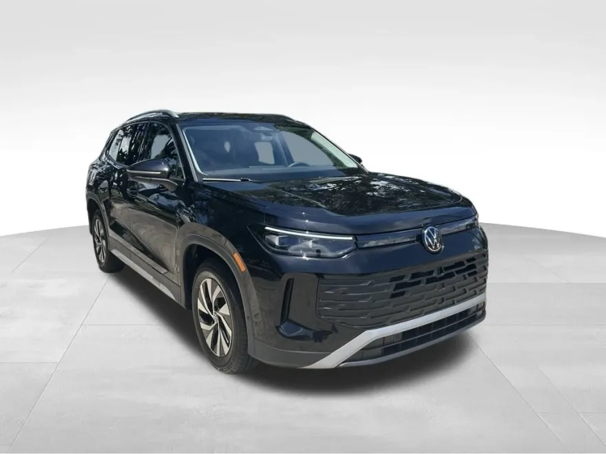 2025 Volkswagen Tiguan S photo 1