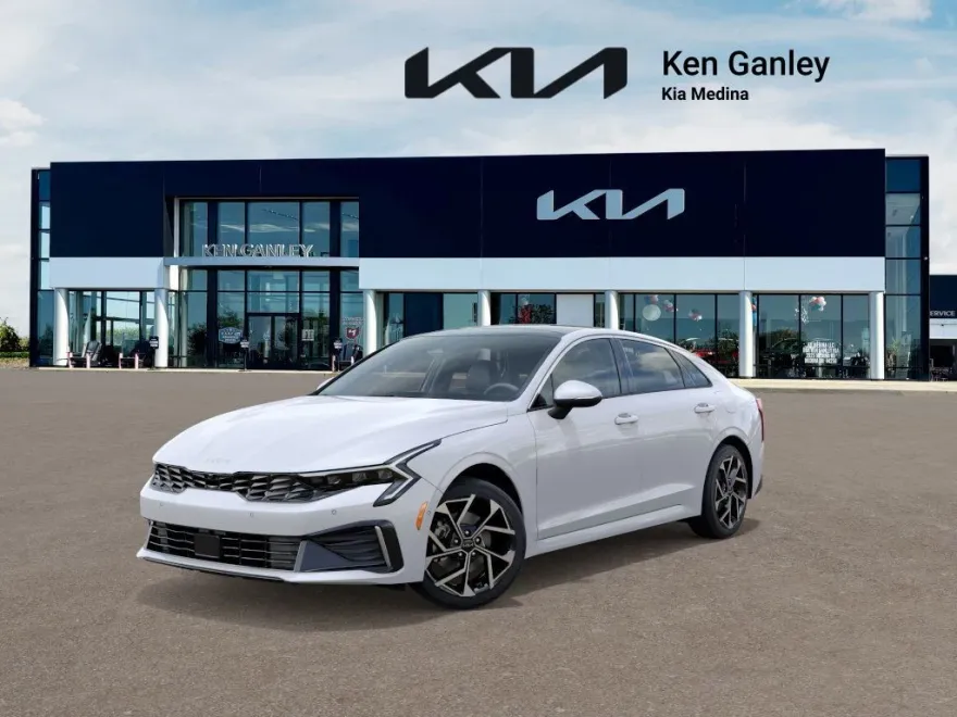 2025 Kia K5 EX photo 1