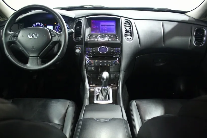 2017 Infiniti QX50 Base photo 1