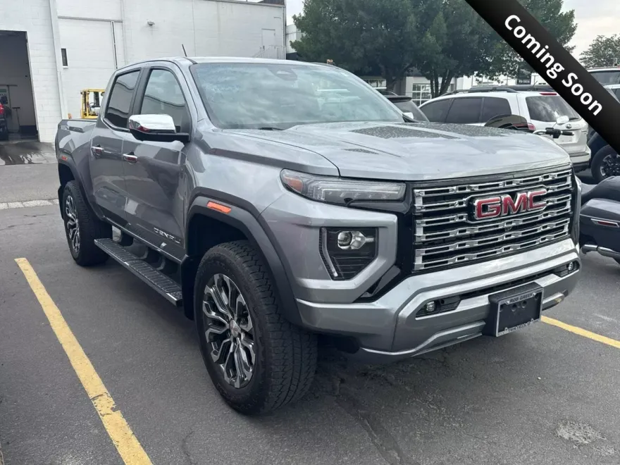 2023 Gmc Canyon Denali photo 1
