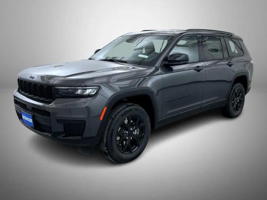 2025 Jeep Grand Cherokee Altitude photo 1