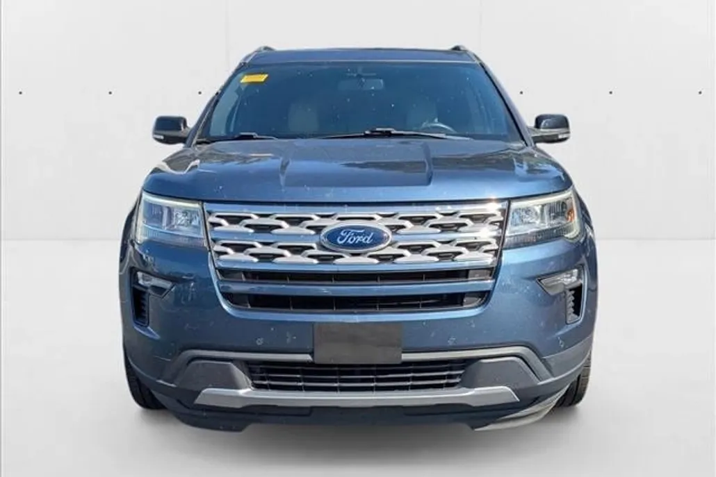 2018 Ford Explorer XLT photo 1