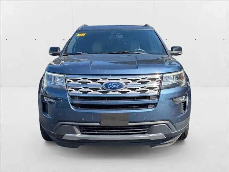 2018 Ford Explorer XLT photo 1
