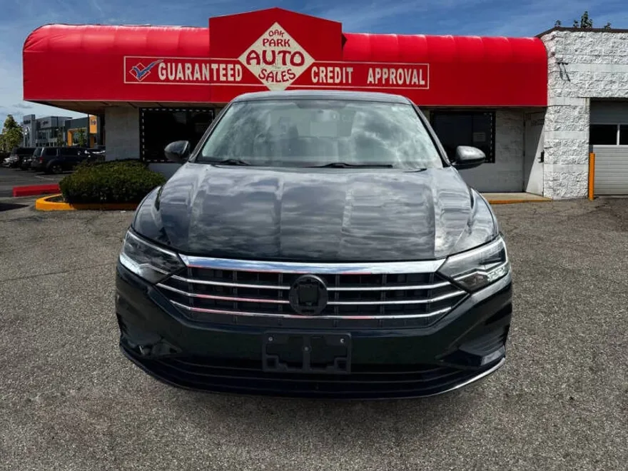 2019 Volkswagen Jetta SE R-Line photo 1