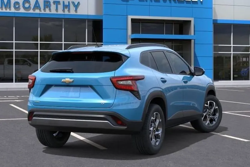 2025 Chevrolet Trax LT photo 1