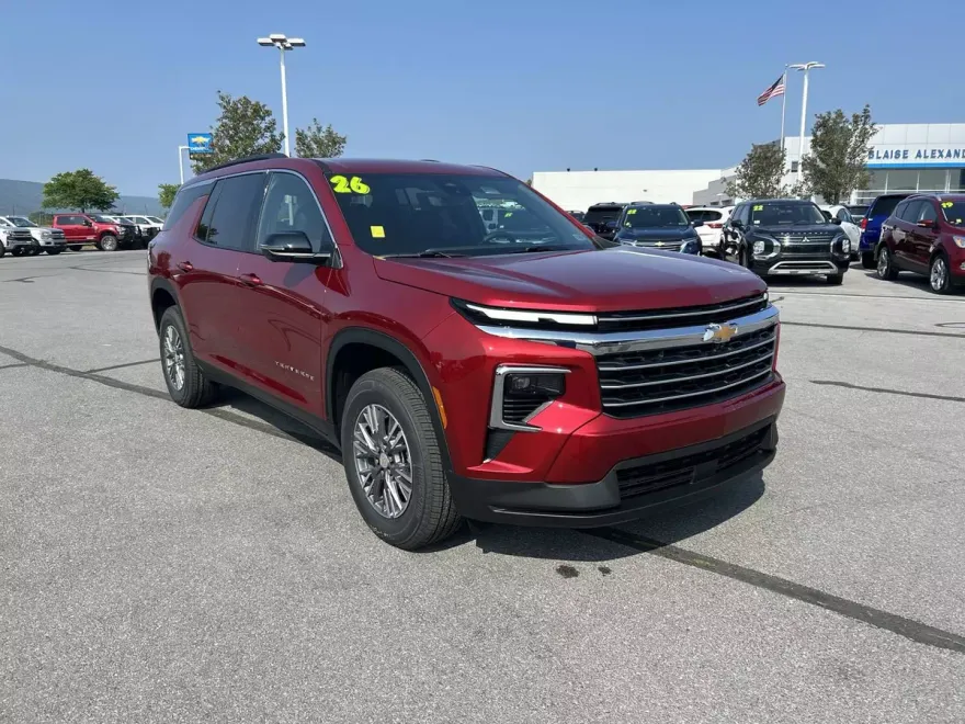 2026 Chevrolet Traverse photo 1